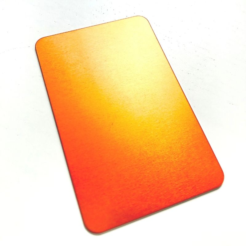 plaque orange tesla